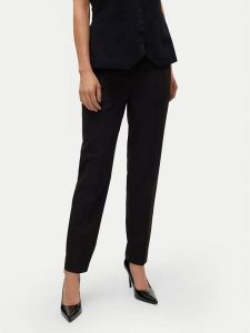 Vero Moda Chinosy Nila 10320940 Czarny Tapered Fit. Czarne chinosy Vero Moda, bez wzorów, z syntetyku. Za 69,99 zł.