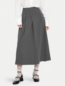 ONLY Spódnica maxi Lexie 15359282 Szary Regular Fit. Szare spódnice ONLY, bez wzorów, z syntetyku, maxi. Za 229,99 zł.