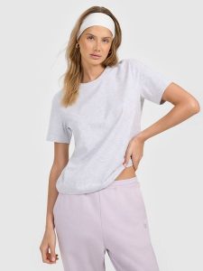 4F T-shirt regular gładki damski - szary S. Szare t-shirty 4f, s, bez wzorów, z materiału, bez kołnierzyka, bez ramiączek. Za 49,99 zł.