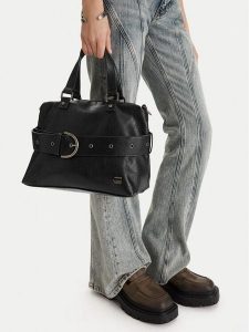 G-Star Raw Torebka EO-LDA8819 Czarny. Czarne torebki klasyczne G-Star Raw, bez wzorów, z materiału, bez dodatków. Za 249,99 zł.