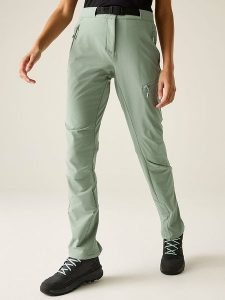 Dare 2b Spodnie funkcyjne "Melodic Pro II" w kolorze miętowym rozmiar: 42. Zielone spodnie dresowe Dare 2b, bez wzorów, z materiału. Za 179,64 zł.