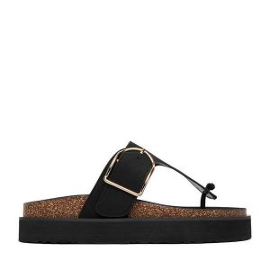 Japonki DeeZee. Czarne klapki DeeZee, bez wzorów, bez obcasa. Za 129,99 zł.