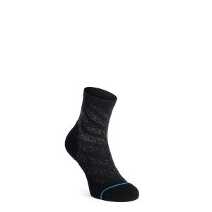 Skarpety biegowe Stance Run Light Quarter. Czarne skarpetki Stance, bez wzorów. Za 53,99 zł.