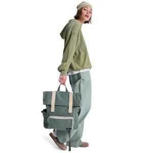 Plecak damski średniej wielkości SO FAR AWAY 15L. Zielone plecaki Roxy. Za 259,99 zł.