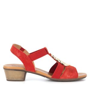 Sandały Go Soft. Czerwone sandały Go Soft, bez wzorów, bez obcasa, na słupku, bez zapięcia. Za 111,99 zł.