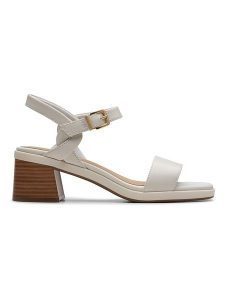 Clarks Skórzane sandały "Jaylan Ray" w kolorze jasnoszarym na obcasie rozmiar: 39. Szare sandały Clarks, bez wzorów, z otwartym noskiem, bez obcasa, na koturnie, bez zapięcia. Za 152,99 zł.