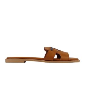 Klapki Lee Estill Slider Low 50251024 35A brązowe. Brązowe klapki bez wzorów, z gumy, bez obcasa. Za 217,39 zł.