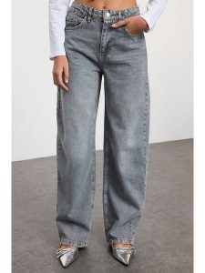 Trendyol Dżinsy - Baggy fit - w kolorze niebieskim rozmiar: 38. Niebieskie jeansy Trendyol, bez wzorów, z bawełny, z podwyższonym stanem. Za 131,43 zł.