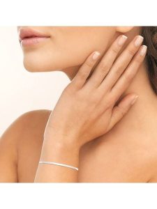 L'atelier précieux Srebrna bransoletka rozmiar: onesize. Szare bransoletki l'Atelier precieux, srebrne. Za 117,99 zł.