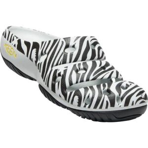 Keen Yogui W klapki damskie - lekkie EVA, zakryty nosek, gumowa podeszwa. Klapki Keen, bez wzorów, z gumy, bez obcasa. Za 266,99 zł.