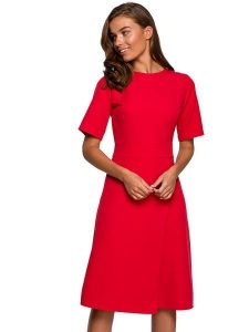 Stylove Sukienka w kolorze czerwonym rozmiar: L. Czerwone sukienki Stylove, l, bez wzorów, bez kołnierzyka, bez ramiączek, midi. Za 184,02 zł.