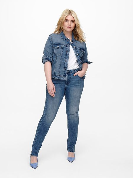 ONLY Carmakoma Kurtka dżinsowa w kolorze niebieskim rozmiar: 44. Niebieskie kurtki Only Carmakoma, bez wzorów, bez kaptura. Za 109,00 zł.