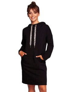 Be Wear Sukienka w kolorze czarnym rozmiar: XL. Czarne sukienki Be Wear, na co dzień, xl, bez wzorów, bez kołnierzyka, bez ramiączek, mini, proste. Za 197,17 zł.