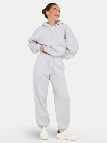 ONLY Spodnie dresowe Best 15357504 Szary Wide Leg. Szare spodnie dresowe ONLY, s, bez wzorów, z bawełny. Za 109,99 zł.