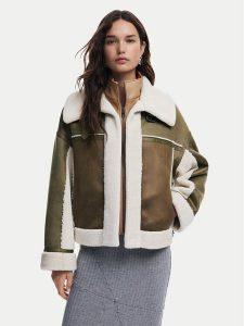 Desigual Kożuch Chaq 24WWEWB7 Khaki Regular Fit. Brązowe płaszcze Desigual, xl, bez wzorów, z syntetyku, bez kaptura. Za 659,99 zł.