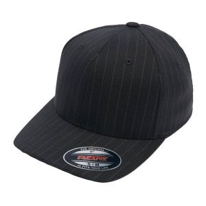 Czapka Z Daszkiem Pinstripe. Białe czapki FLEXFIT, bez wzorów. Za 77,99 zł.