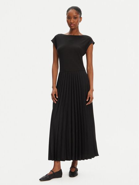 Tommy Hilfiger Sukienka codzienna WW0WW44491 Czarny Regular Fit. Czarne kombinezony TOMMY HILFIGER, na co dzień, m, bez wzorów, z syntetyku, bez kołnierzyka, bez ramiączek, proste. Za 409,99 zł.