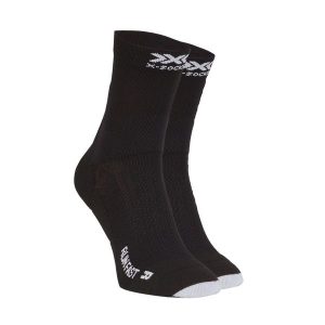 Skarpety biegowe X-Socks Run Fast 4.0. Czarne skarpetki X-Socks, bez wzorów. Za 90,00 zł.