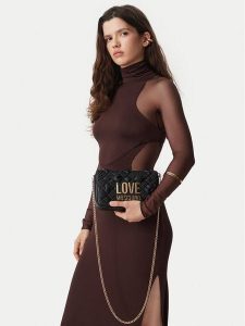 LOVE MOSCHINO Torebka JC4131PP1PL1000A Czarny. Czarne torebki wieczorowe LOVE MOSCHINO, bez wzorów, ze skóry, bez dodatków. Za 686,99 zł.