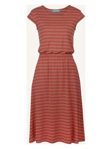 Finside Sukienka "Mekko" w kolorze czerwonym rozmiar: 34. Czerwone kurtki Finside, bez wzorów, z puchu, bez kaptura. Za 195,06 zł.