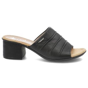 Czarne Klapki Rieker Eleganckie Obuwie Damskie. Czarne klapki Rieker, bez wzorów, z materiału, bez obcasa, na obcasie. Za 299,00 zł.