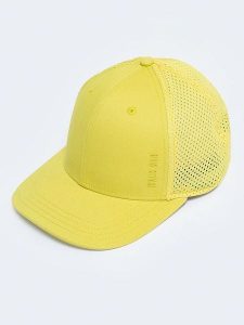 BIG STAR Czapka w kolorze żółtym rozmiar: onesize. Żółte czapki Big Star, bez wzorów, z bawełny, retro. Za 69,99 zł.