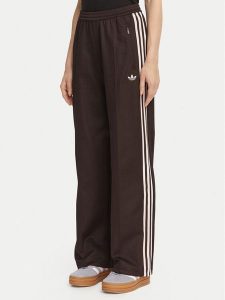 Adidas Spodnie dresowe Classic Track Pants KD3749 Brązowy Regular Fit. Brązowe spodnie dresowe ADIDAS, l, bez wzorów, z dresówki. Za 279,99 zł.