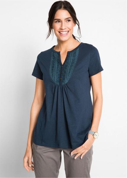 T-shirt z przędzy mieszankowej z krótkimi rękawami. Niebieskie t-shirty bonprix, bez wzorów, z koronki, bez kołnierzyka, bez ramiączek. Za 67,99 zł.