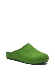 Comfortfusse Wełniane kapcie w kolorze zielonym rozmiar: 37. Zielone kapcie Comfortfüße, bez wzorów, z materiału. Za 260,99 zł.