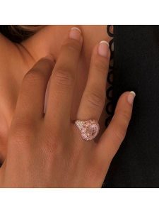 Les Petites Précieuses Pozłacany pierścionek z kamieniami szlachetnymi rozmiar: 50. Czerwone pierścionki Les Petites Précieuses, z cyrkonią, pozłacane. Za 381,24 zł.