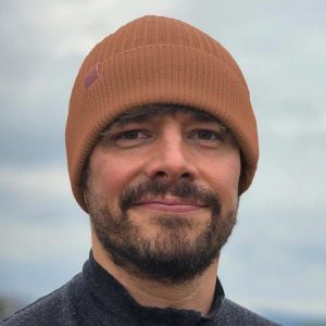 Czapka zimowa 100% wełna merino - Icewall (250 g/m²). Brązowe czapki WOOLONA, bez wzorów, z wełny, sportowe. W wyprzedaży za 117,00 zł.