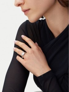 Guess Pierścionek JUBR05 173JW Srebrny. Szare pierścionki Guess, metalowe. Za 129,99 zł.