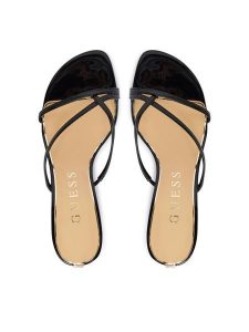Guess Japonki FLJGZY PAF03 Czarny. Czarne klapki Guess, z aplikacjami, ze skóry, bez obcasa. Za 495,00 zł.