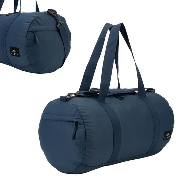 Torba podróżna KADVA CityQuest 30 l. Niebieskie torby podróżne i sportowe KADVA, bez wzorów. Za 59,99 zł.