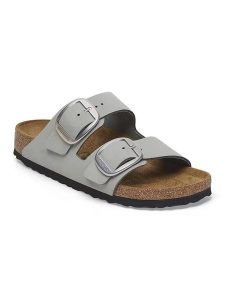 Birkenstock Skórzane klapki "Arizona" w kolorze szarym rozmiar: 39. Szare klapki Birkenstock, bez wzorów, z otwartym noskiem, bez obcasa. Za 461,21 zł.
