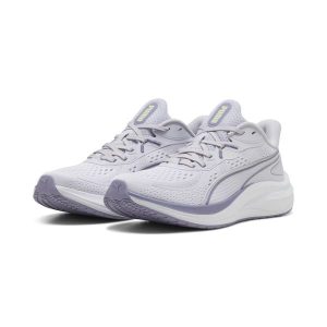 Buty do biegania unisex Skyrocket Lite 2 PUMA. Fioletowe buty sportowe Puma, bez wzorów, bez zapięcia, do biegania. Za 249,00 zł.