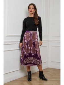 L'armoire de Suzette Spódnica w kolorze fioletowym rozmiar: 34/36. Różowe spódnice L'armoire de Suzette, na co dzień, l, bez wzorów, klasyczne, midi. Za 78,99 zł.