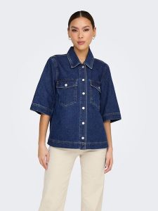 ONLY Koszula dżinsowa w kolorze granatowym rozmiar: S. Niebieskie koszule ONLY, s, bez wzorów, z bawełny, bez kołnierzyka, bez ramiączek. Za 104,99 zł.