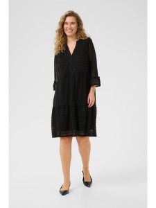 Kaffe Sukienka w kolorze czarnym rozmiar: 38. Czarne sukienki Kaffe, bez wzorów, z koronki, bez kołnierzyka, bez ramiączek, midi. Za 117,73 zł.