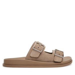 Klapki Calvin Klein. Brązowe klapki Calvin Klein, bez wzorów, bez obcasa. Za 476,99 zł.