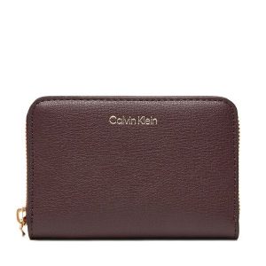 Portfel Calvin Klein. Czerwone portfele Calvin Klein, bez wzorów. Za 169,99 zł.