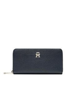 Tommy Hilfiger Portfel Emblem AW0AW15181 Granatowy. Niebieskie portfele TOMMY HILFIGER, bez wzorów, ze skóry. Za 199,99 zł.