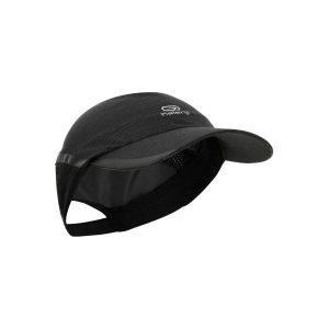Czapka z daszkiem do biegania damska. Czapki marki KALENJI. W wyprzedaży za 14,99 zł.