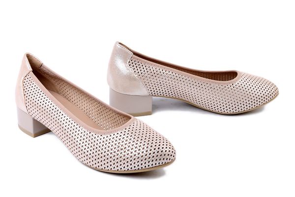 CAPRICE 9-22501-44 341 taupe metallic, czółenka damskie. Brązowe czółenka Caprice, bez wzorów, ze skóry, bez obcasa, na obcasie, bez zapięcia. Za 319,90 zł.