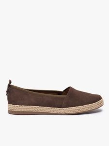 Ciemnobrązowe espadryle ze skóry welurowej. Brązowe espadryle Ryłko, bez wzorów, z gumy, bez obcasa, na obcasie. Za 379,99 zł.