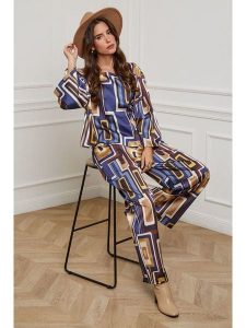 L'armoire de Suzette Bluzka w kolorze niebieskim rozmiar: 38/40. Niebieskie bluzki L'armoire de Suzette, l, bez wzorów, klasyczne, bez kołnierzyka, bez ramiączek. Za 65,99 zł.