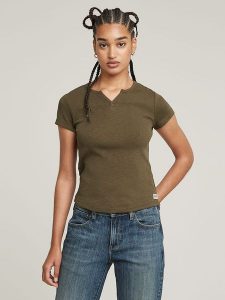 G-Star Koszulka w kolorze khaki rozmiar: L. Brązowe bluzki G-Star, l, bez wzorów, z bawełny, retro, bez kołnierzyka, bez ramiączek. Za 109,78 zł.