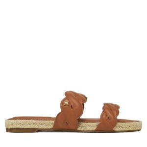 Espadryle Tommy Hilfiger. Brązowe espadryle TOMMY HILFIGER, bez wzorów, bez obcasa. Za 289,99 zł.