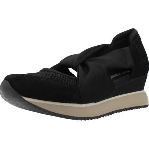 Sandały GIOSEPPO 78616G Czarny. Czarne buty trekkingowe Gioseppo, ze skóry, bez zapięcia. Za 343,99 zł.