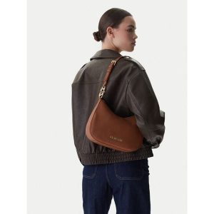 Torebka LOVE MOSCHINO. Brązowe torebki klasyczne LOVE MOSCHINO, bez wzorów, bez dodatków. Za 693,99 zł.